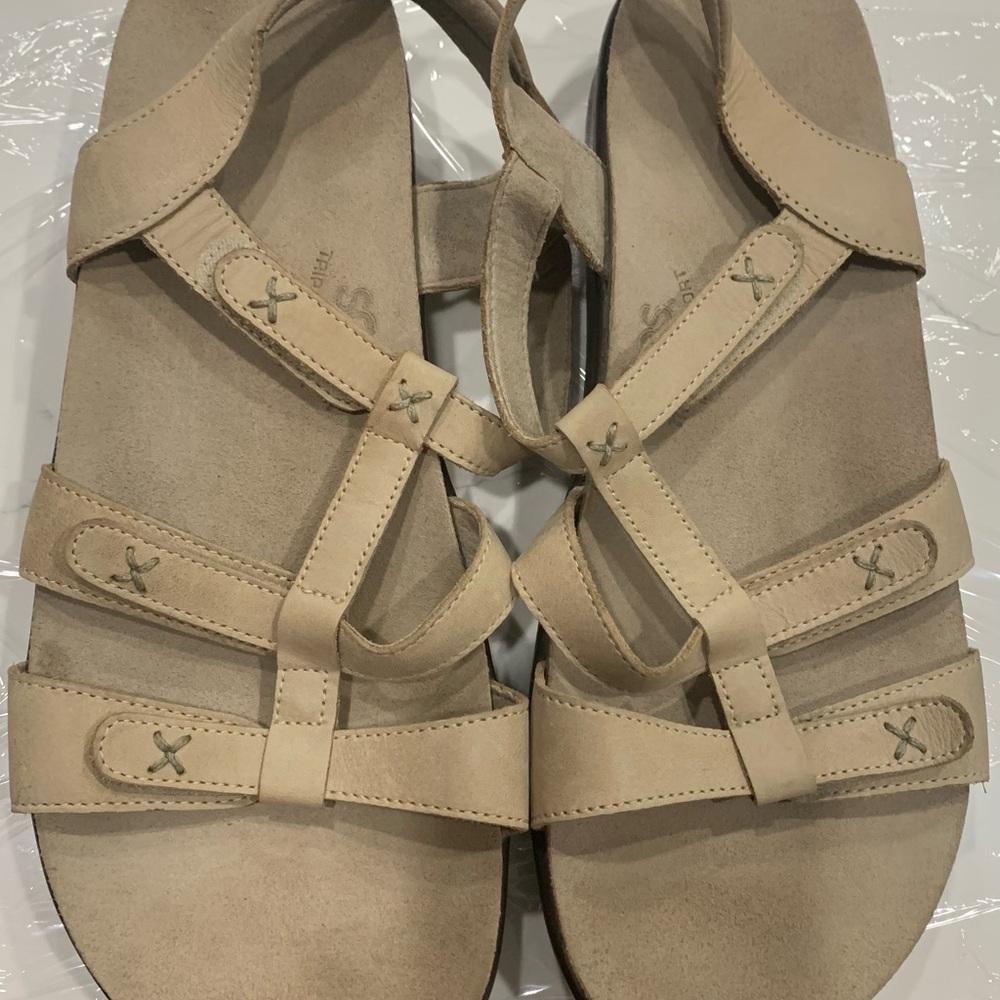Sas sorrento tripad comfort leather linen  sandals 
Size 11